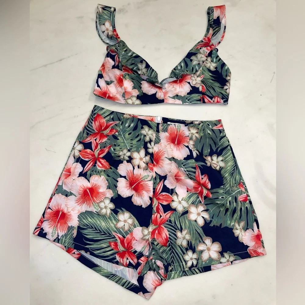 Dominique Tropical Set. - Picture 2 of 4